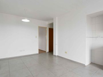 VENTA - Depto 2 ambientes con balcón APTO CREDITO