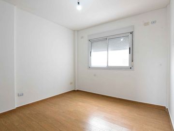 VENTA - Depto 2 ambientes con balcón APTO CREDITO
