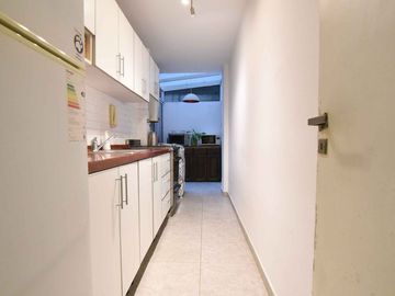 VENTA - Departamento 2 ambientes con patio Coghlan