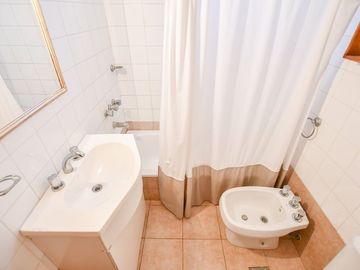 Departamento en alquiler Gonnet de 2 dormitorios