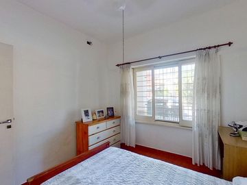 VENTA PH 4 AMB AL FRENTE - COCHERA - CRUCECITA