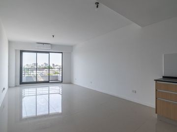 Monoambiente con balcón y cochera  Villa Urquiza