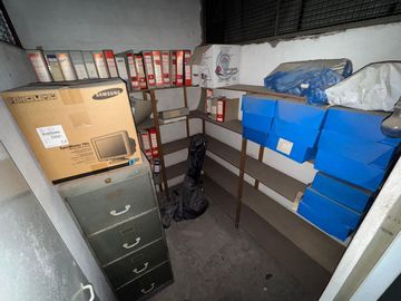 Venta oficina 3 amb en Microcentro con baulera
