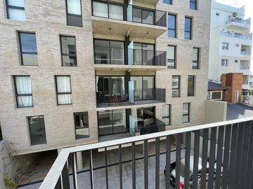 Venta dpto. a estrenar 2 amb. Saveedra.balcón