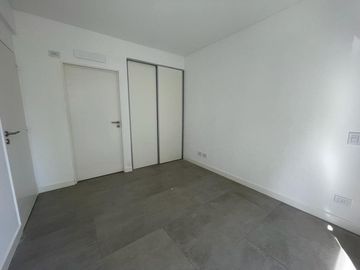 Venta dpto. a estrenar 2 amb. Saveedra.balcón
