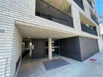 Venta dpto. a estrenar 2 amb. Saveedra.balcón