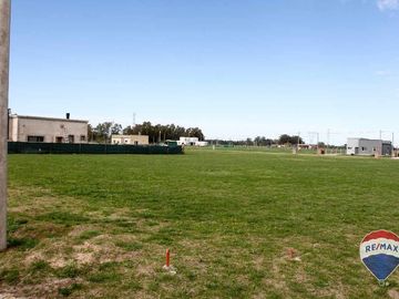 LOTE EN VENTA EN CAÑUELAS PARK