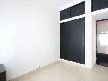 VENTA CASA 4 AMBIENTES EN PB MONTE CASTRO TERRAZA