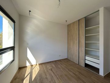 VENTA CASA EN COMPLEJO CERRADO 4 AMB- PILAR