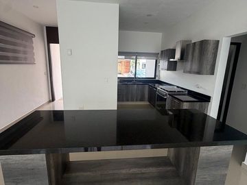 ESPECTACULAR CASA EN VENTA AQUA RESIDENCIAL CANCÚN