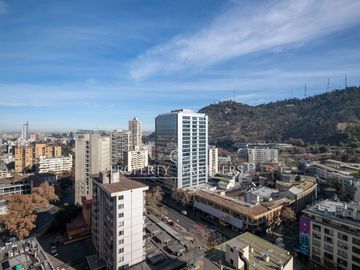 Departamento amoblado en arriendo con vista despejada Metro Manuel Montt Providencia