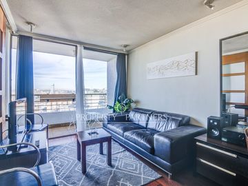 Departamento amoblado en arriendo con vista despejada Metro Manuel Montt Providencia
