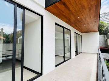 IRA Venta departamento 3 dormitorios con terraza. González Suárez.