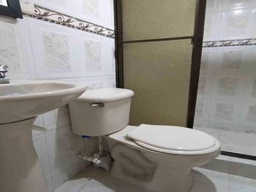 CASA EN ARRIENDO LA CAROLA / MANIZALES