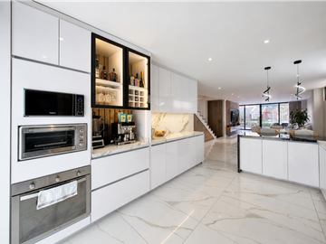 Casa en Venta La Floresta | 370 m² | 6 Garajes