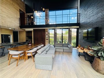 Hermosa casa campestre para la venta vía San Antonio la ceja