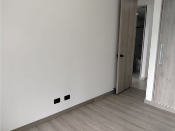 Apartamento para la venta en la transversal de la Montaña