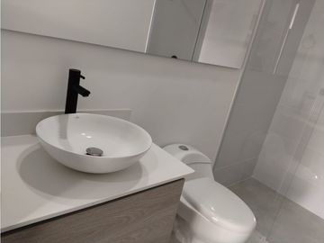 Apartamento para la venta en la transversal de la Montaña