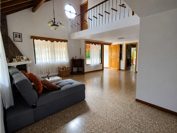 Se Arrienda Casa Campestre en Parcelación La Molina, Guarne