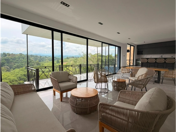 Casa de gran amplitud en ambiente natural con hermosa vista