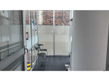 Se vende apartaestudio en Lomalinda, Chapinero.