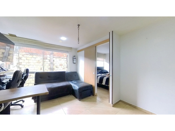 Se vende apartaestudio en Lomalinda, Chapinero.