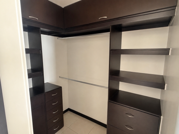 AMPLIO Y HERMOSO APARTAMENTO EN VALLE DEL LILI
