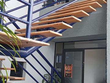 RENTA OFICINAS   AV. PEÑUELAS QUERETARO CERCA DE BERNARDO QUINTANA