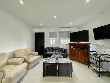 casa en venta en los hornos