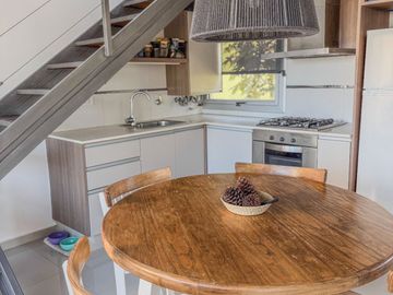 VENTA DE DEPARTAMENTO EN PINAMAR. COCHERA CUBIERTA
