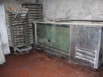 VENTA  CASA C LOCAL PANADERIA INCLUYE MAQUI MERL0