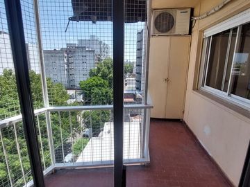 VENTA DEPTO  3 AMBIENTES C/ BALCON  CIUDADELA