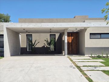 CASA EN VENTA A ESTRENAR COUNTRY TERRAVISTA