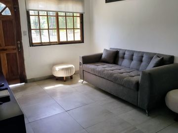 PH al frente 4 amb. reciclado, con patio.