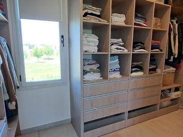 Venta Casa Acacias Puertos del Lago 5 Ambientes