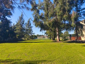 LOTE EN VENTA FRENTE A LA LAGUNA MIRALAGOS RUTA 2
