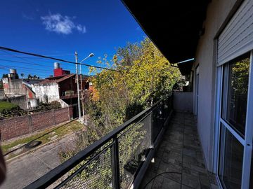 ALQUILER DEPTO 2 AMB. CON BALCON EN LA TABLADA