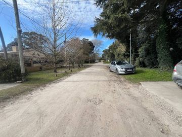Venta en block casa + 4 deptos el Grosellar