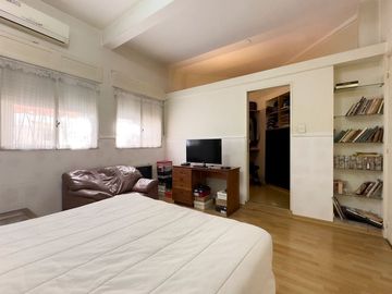 VENTA PH 7 AMB  VILLA URQUIZA MULTIFAMILIAR