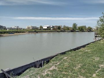 LOTE  VENTA LAGOS DE CANNING FTE AL LAGO/PERMUTA