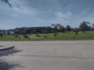 LOTE  VENTA LAGOS DE CANNING FTE AL LAGO/PERMUTA
