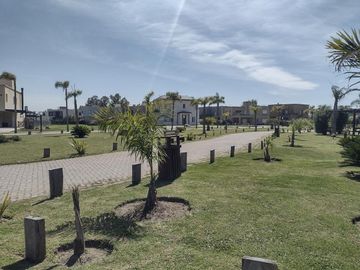 LOTE  VENTA LAGOS DE CANNING FTE AL LAGO/PERMUTA
