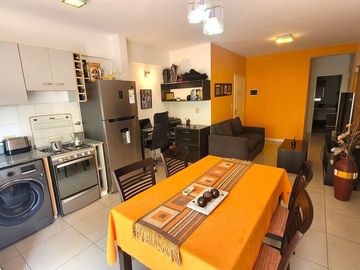 Departamento 2 amb con posibilidad de cochera