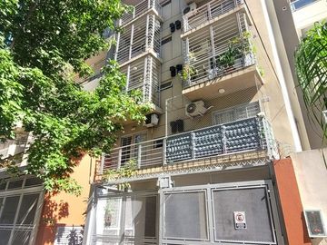 Departamento 2 amb con posibilidad de cochera
