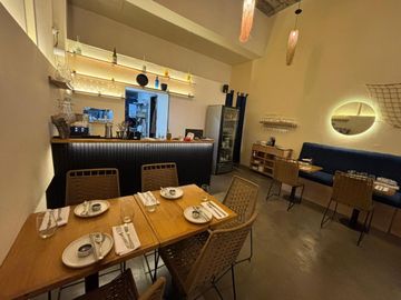 VENTA LOCAL GASTRONÓMICO COLEGIALES