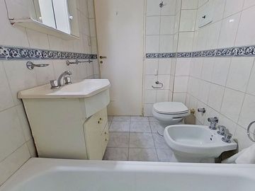 VENTA DEPARTAMENTO 3 AMB CON JARDÍN Y PARRILLA