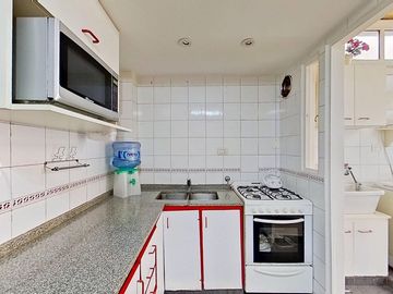 VENTA DEPARTAMENTO 3 AMB CON JARDÍN Y PARRILLA