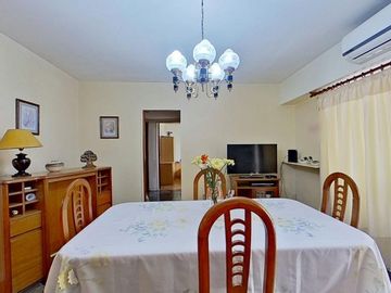 VENTA DEPARTAMENTO 3 AMB CON JARDÍN Y PARRILLA