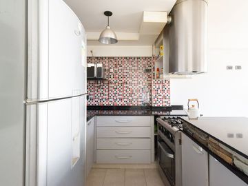 CASA EN VENTA EN CASTELAR NORTE 3 AMBIENTES