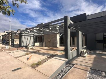 Venta de Departamento en POZO Godoy Cruz
